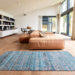 Louis De Poortere tapet LX 9110 Antiquarian Kilim Zemmuri Blue interior 2
