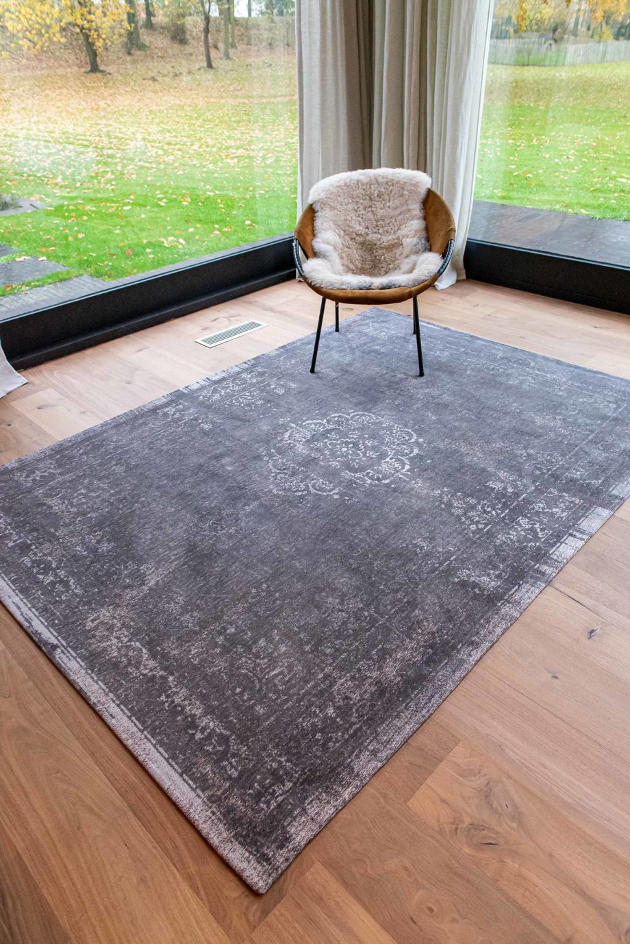 Louis De Poortere tapet LX 9148 Fading World Stone interior 7