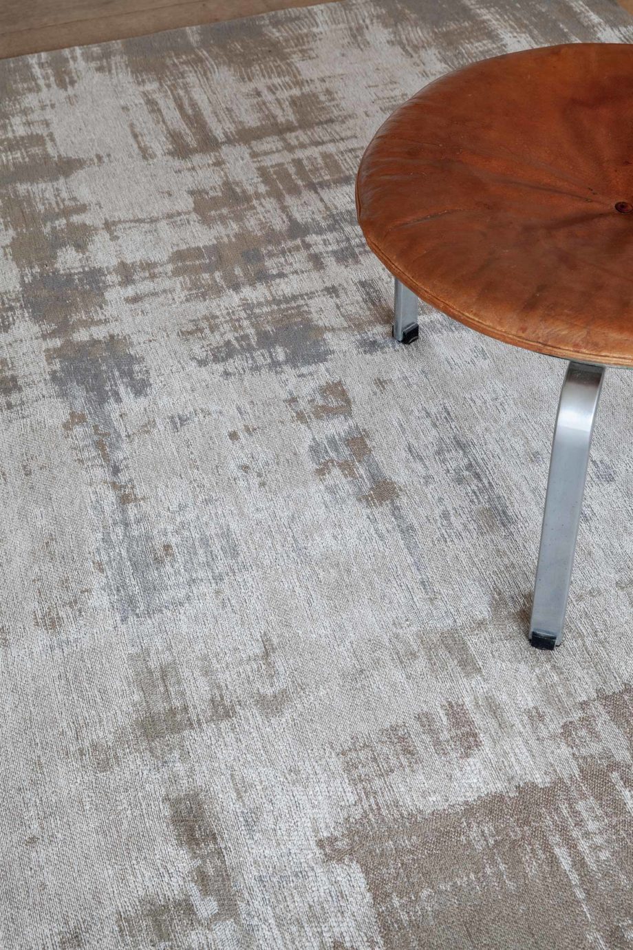 Louis De Poortere tapet LX 9195 Atlantic Venetian Dust Padua Beige interior 2