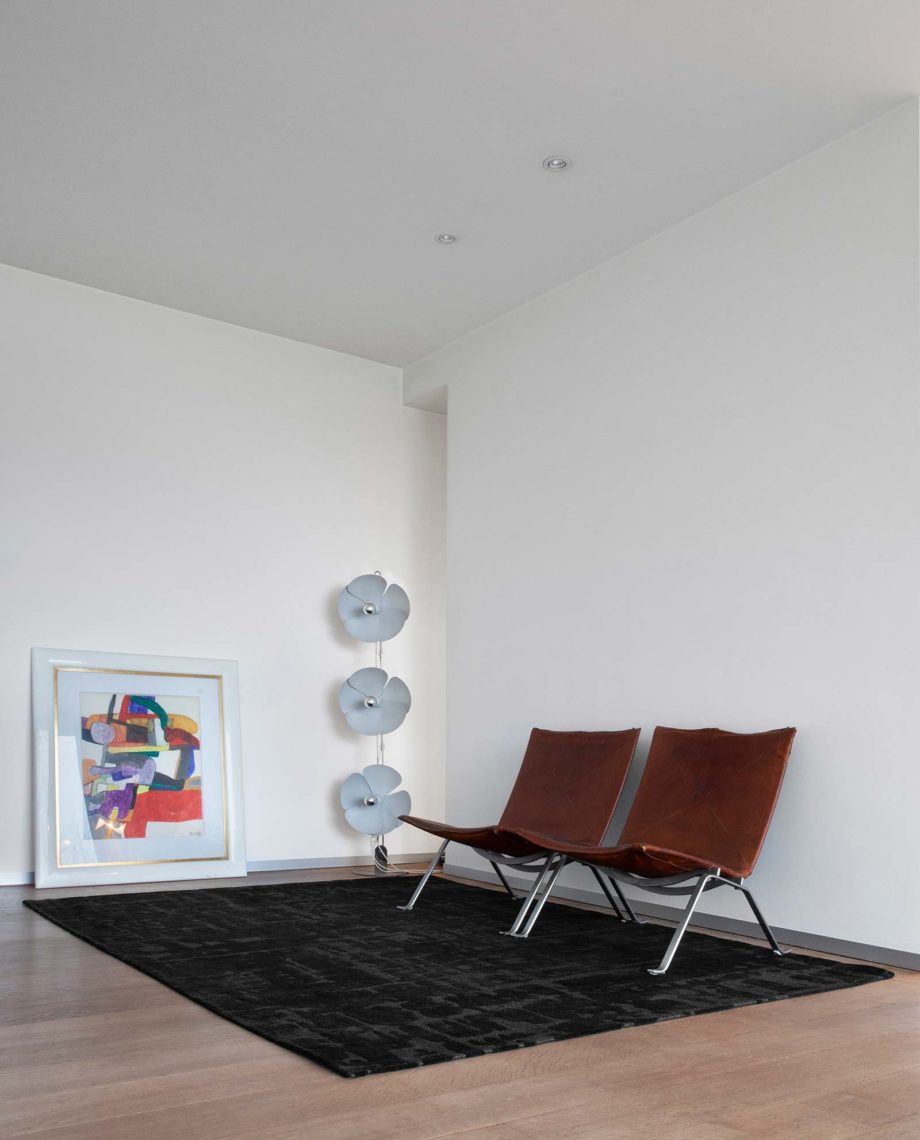 Louis De Poortere tapet LX 9200 Structures Baobab Black Water interior 1