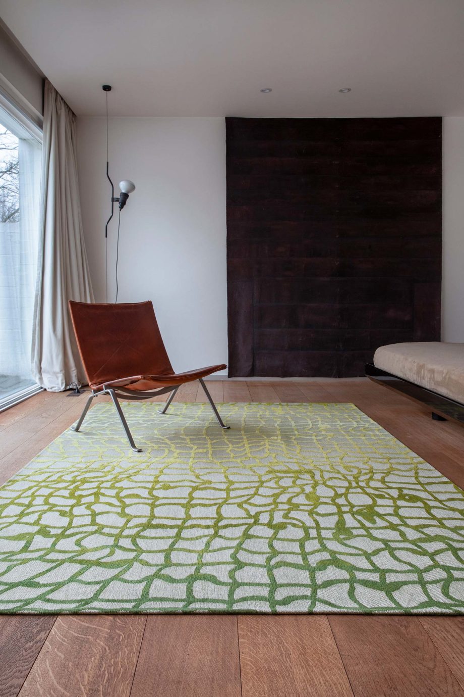 Louis De Poortere tapet LX 9204 Mad Men Dedalo Republic Green interior 2
