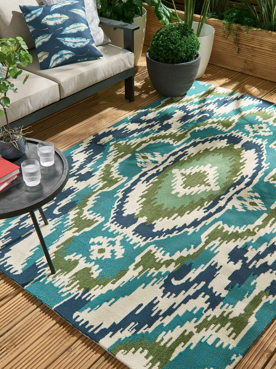 Harlequin Outdoor Ixora Emerald 442007 interior 3
