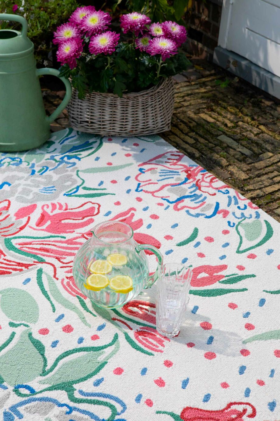 Laura Ashley outdoor Lilith Poppy Red 480100 interior A