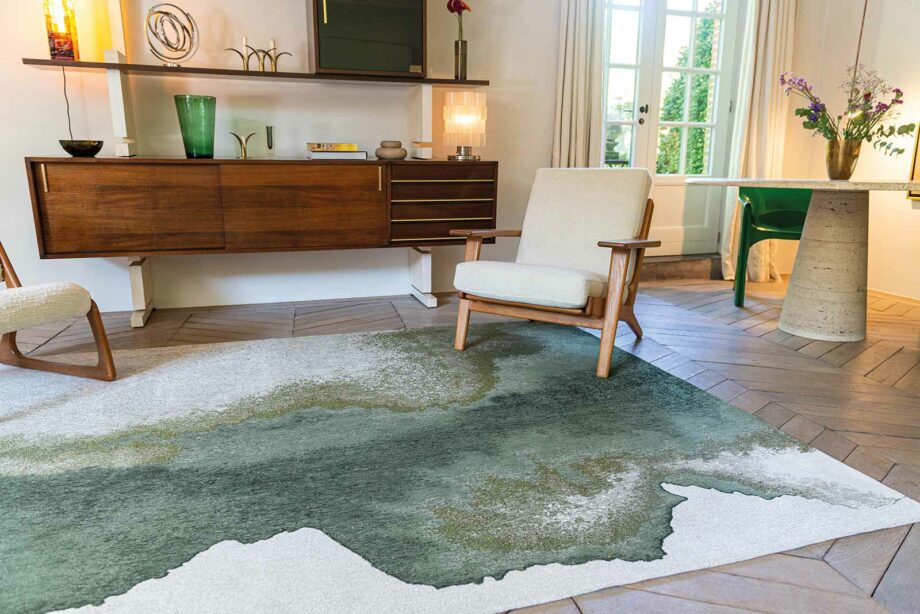 Louis De Poortere tapet Meditation Lagoon 9331 PLAM GREEN interior 2