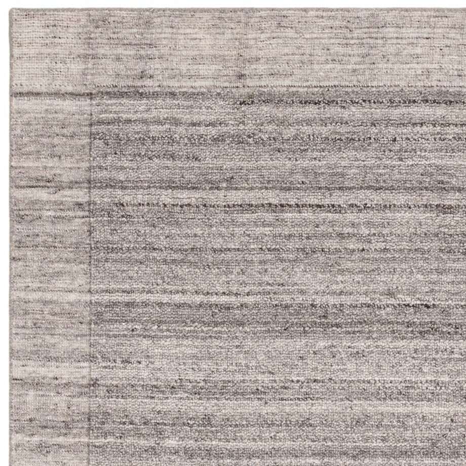 Asiatic tapet Larson Charcoal 2