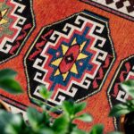 Louis De Poortere tapet Antiquarian Antalia 9844 Antalia Red Mix Detail
