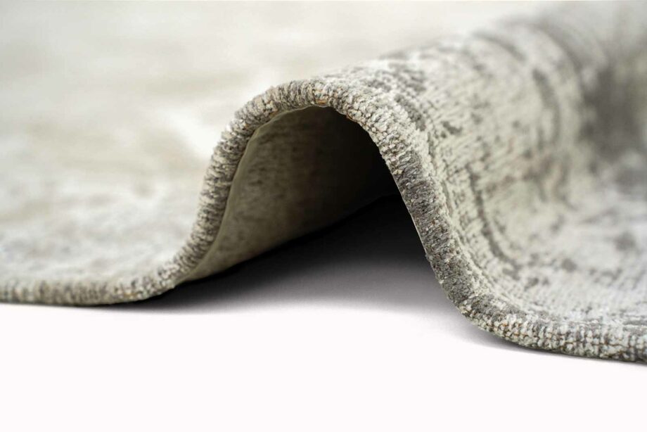 Louis De Poortere tapet Antiquarian Tabriz 9647 Suede upfold