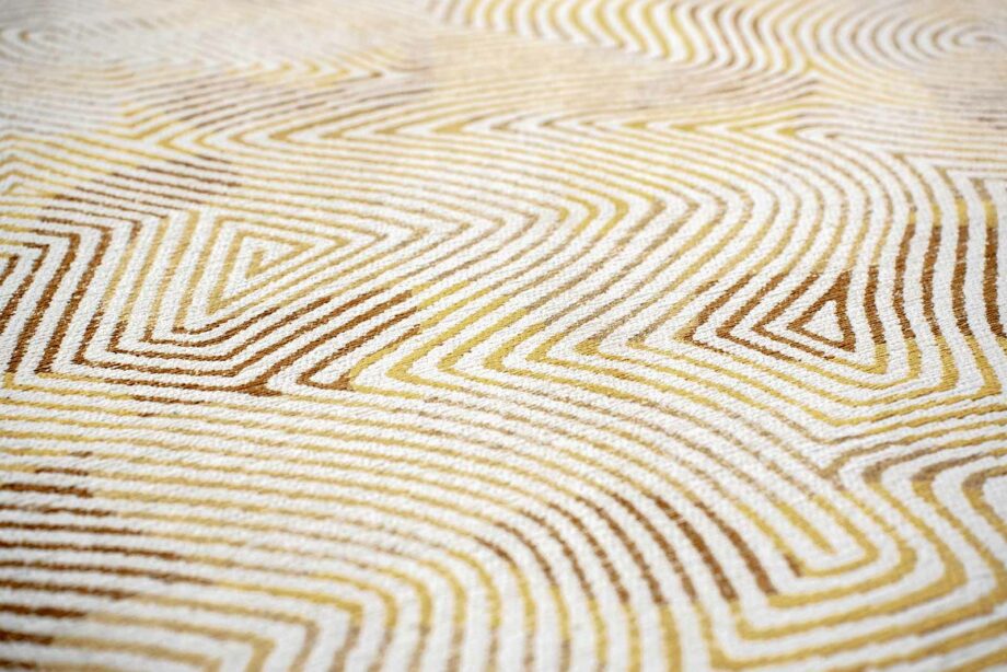 Louis De Poortere tapet Meditation Coral 9799 Yellowhippy zoom 5