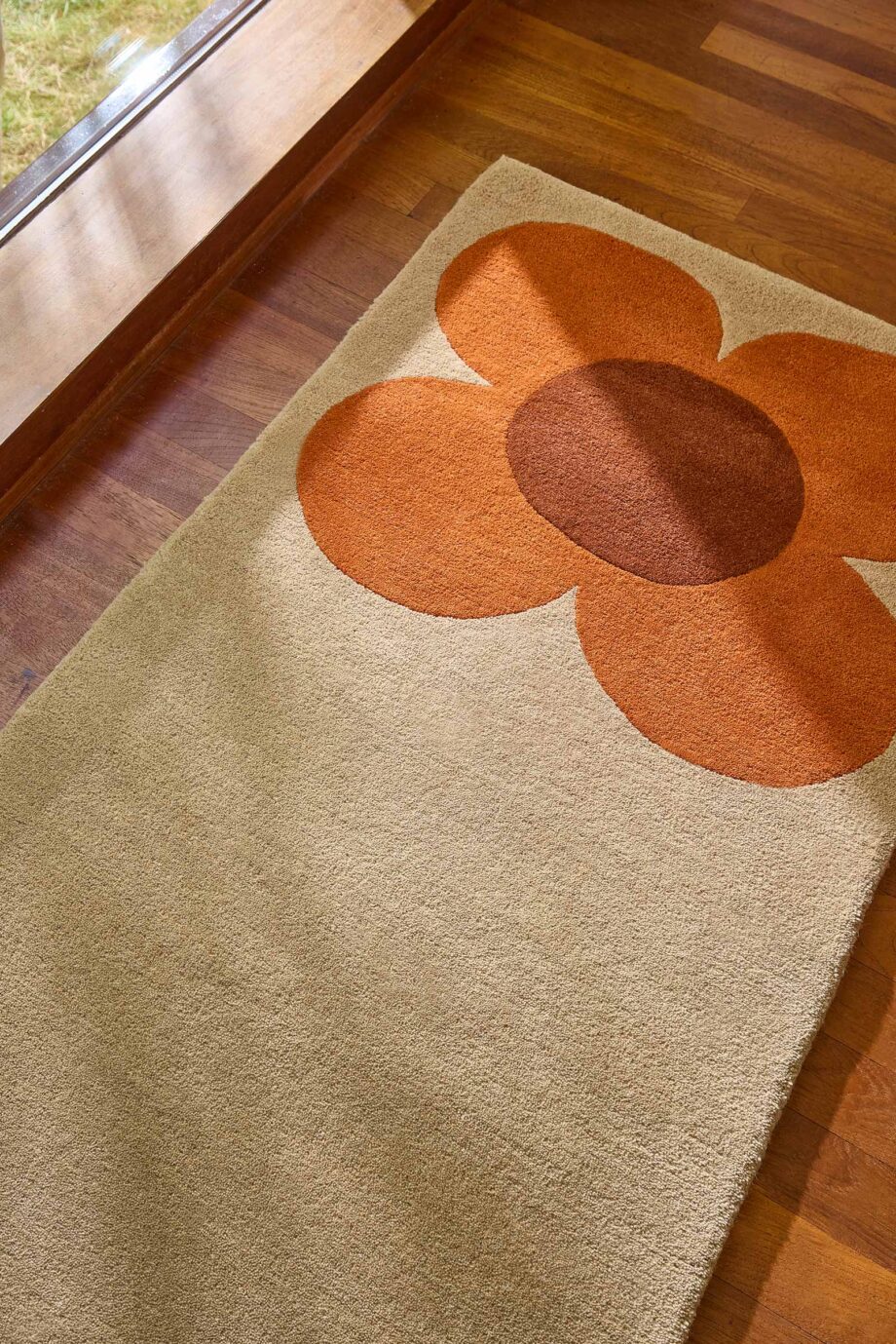 Orla Kiely Flower Placement runner Pumpkin Ecru 158203 interior B