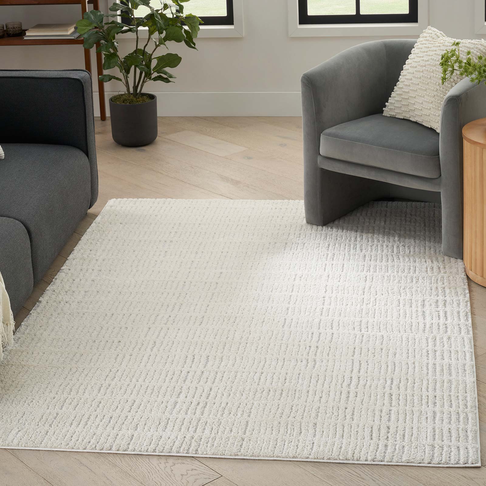 Nourison tapet Modern Comfort MNC03 IVGRY IVORY GREY 5x7 099446902160 interior 1