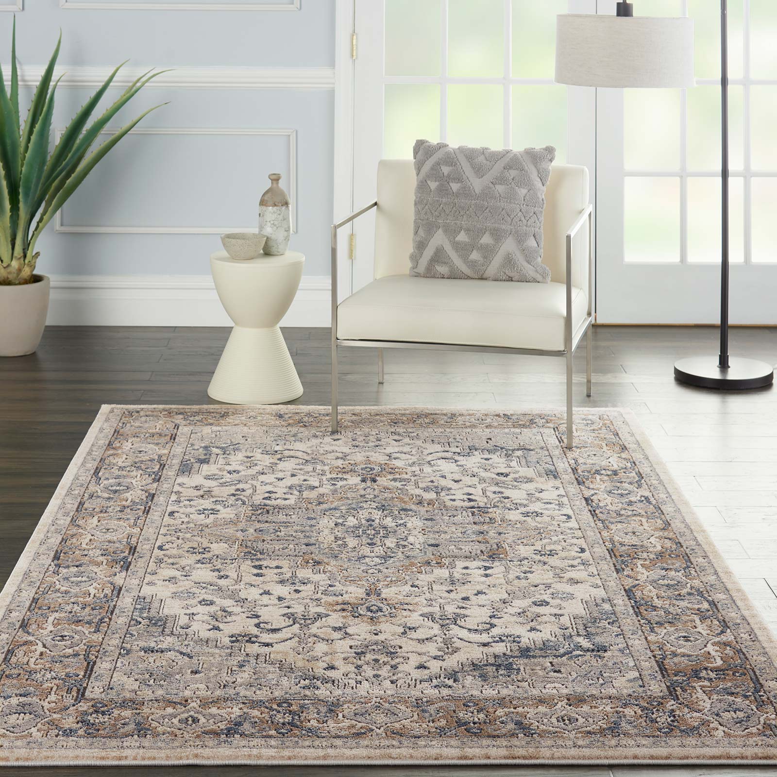 Nourison tapet Quarry QUA05 IVGRY IVORY GREY 5x7 099446746276 interior 1