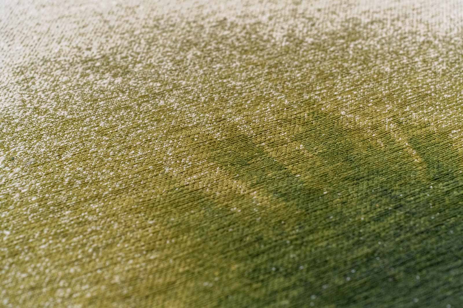 Louis De Poortere tapet Meditation 2105 Drop Green Pepper zoom 1